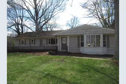 3026 38th Street NW, Canton, OH 44718 - Photo 1