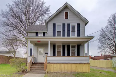 2135 Cherry Avenue, Alliance, OH 44601 - Photo 1