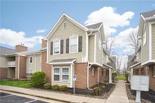 3324 Lenox Village Dr, Fairlawn, OH 44333 - Photo 1