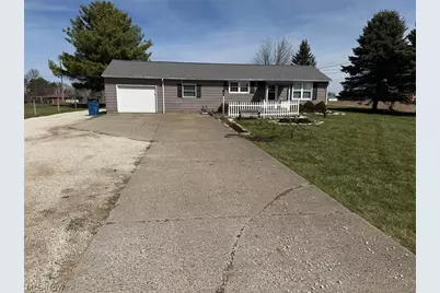 6395 Easton Street NE, Louisville, OH 44641 - Photo 1