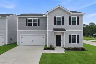 677 Crossings Ln, Akron, OH 44320 - Photo 1