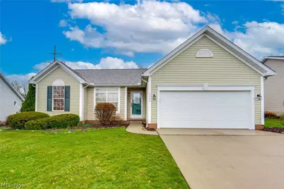 4046 Lindbergh Avenue NW, Canton, OH 44718 - Photo 1