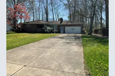 4257 Claridge Drive, Youngstown, OH 44511 - Photo 1