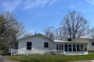 727 Circle Hill Rd SE, North Canton, OH 44720 - Photo 1