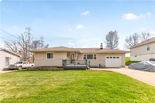 2448 Kermit Ave, Akron, OH 44305 - Photo 1