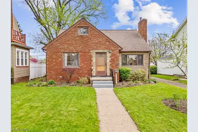 222 Montrose Avenue NW, Canton, OH 44708 - Photo 1