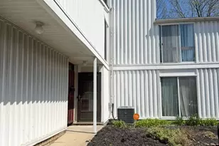 25 Sutton Pl, Huber Heights, OH 44120 - Photo 1