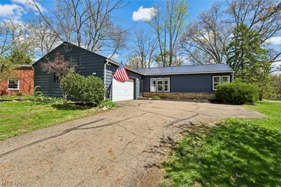 267 Parkview Avenue, Wadsworth, OH 44281 - Photo 1