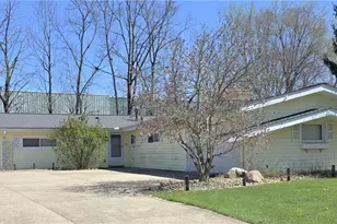 9061 Cranbrook Dr, Northfield, OH 44067 - Photo 1