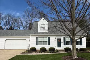 545 Parkside Ln, Tallmadge, OH 44278 - Photo 1