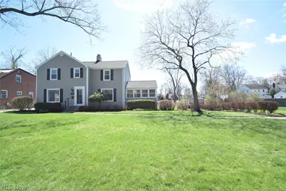 225 S Cadillac Drive, Youngstown, OH 44512 - Photo 1