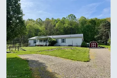 1816 Mud Run Road SE, New Philadelphia, OH 44663 - Photo 1