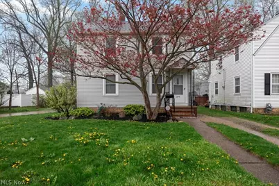 254 Boston Avenue, Elyria, OH 44035 - Photo 1
