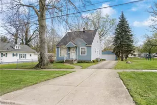 1037 Hardesty Blvd, Akron, OH 44320 - Photo 1