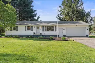 5180 Lynncrest St SW, Canton, OH 44706 - Photo 1