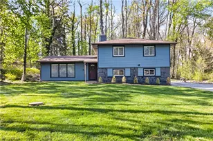 26 Sandy Hill Rd, Sagamore Hills, OH 44067 - Photo 1