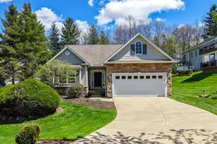 2345 Heron Crest Dr, Cuyahoga Falls, OH 44223 - Photo 1
