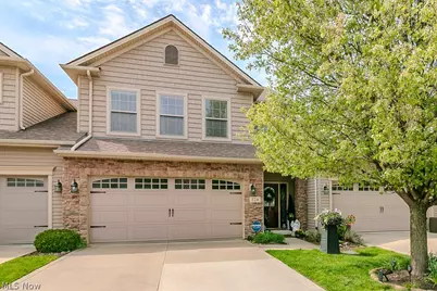 324 Lakewick Lane, Willowick, OH 44095 - Photo 1