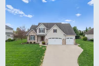 8888 Scotsbury Street NW, Massillon, OH 44646 - Photo 1