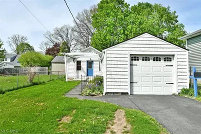 190 Meadowbrook Avenue, Youngstown, OH 44512 - Photo 1