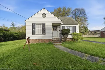 6210 Crossview Road, Green Hills, OH 44131 - Photo 1