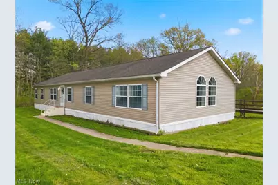 11327 4th Street NE, Magnolia, OH 44643 - Photo 1