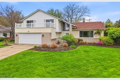 5592 Kilbourne Drive, Lyndhurst, OH 44124 - Photo 1
