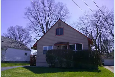 1168 Jeanie J Avenue, Akron, OH 44310 - Photo 1