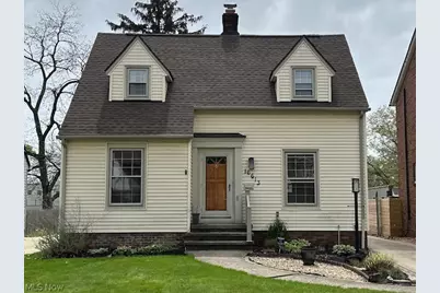 16613 Laverne Avenue, Loveland, OH 44135 - Photo 1