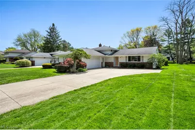 1994 Aldersgate Drive, Lyndhurst, OH 44124 - Photo 1