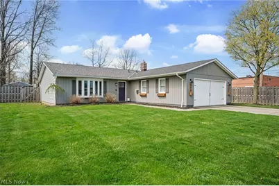 396 E 319 Street, Willowick, OH 44095 - Photo 1