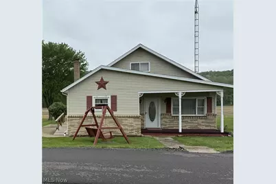 10083 Stillwater Road SE, Uhrichsville, OH 44683 - Photo 1