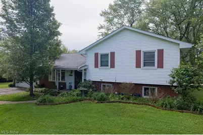 1350 W Vine Street, Alliance, OH 44601 - Photo 1