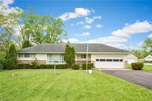2964 Harris Ave, Norton, OH 44203 - Photo 1