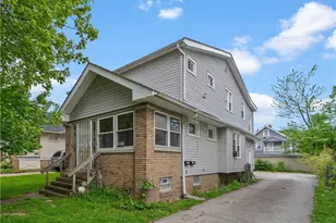 10816 Governor Ave, Loveland, OH 44111 - Photo 1