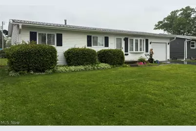 517 E 5th Street, West Lafayette, OH 43845 - Photo 1