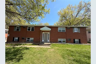 223 Kendall Avenue, Campbell, OH 44405 - Photo 1