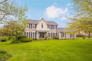 7528 Lakedge Ct, Hudson, OH 44236 - Photo 1