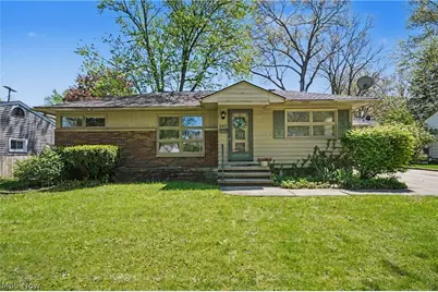 2471 19th Street, Cuyahoga Falls, OH 44223 - Photo 1