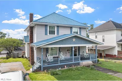 915 Clark Street, Cambridge, OH 43725 - Photo 1