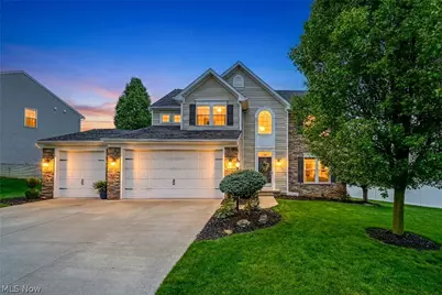 2713 Blue Ash Avenue NW, Canton, OH 44708 - Photo 1