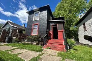 215 Columbia St, Zanesville, OH 43701 - Photo 1