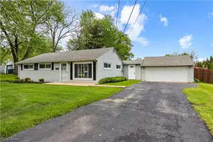 9868 Ridgewood Dr, Twinsburg, OH 44087 - Photo 1