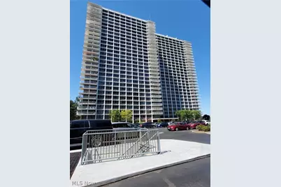 12700 Lake Avenue #804, Oakwood, OH 44107 - Photo 1