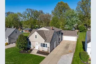 5307 Karen Isle Drive, Willoughby, OH 44094 - Photo 1