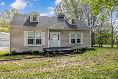 1405 S Medina Line Road, Wadsworth, OH 44281 - Photo 1