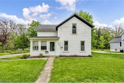 262 E Walnut Street, Wadsworth, OH 44281 - Photo 1