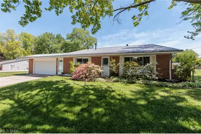 324 Charring Cross Drive, Munroe Falls, OH 44262 - Photo 1