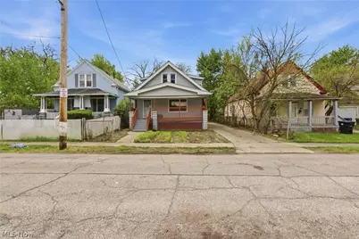 10710 Reno Avenue, Loveland, OH 44105 - Photo 1