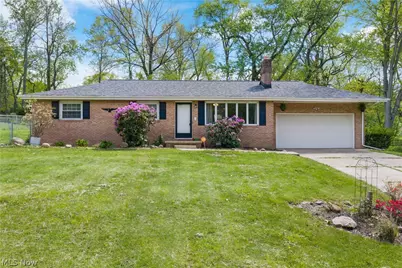 1356 Glennview Street NE, Canton, OH 44721 - Photo 1